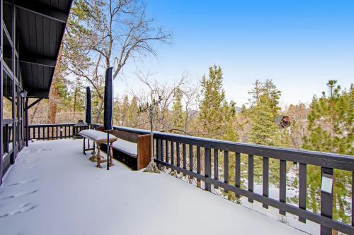 Black Raven Cabin
