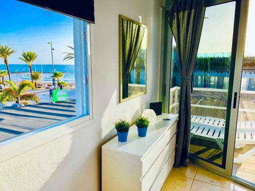 Beach Apartment N1