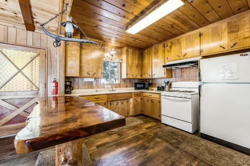 Sunset Chalet