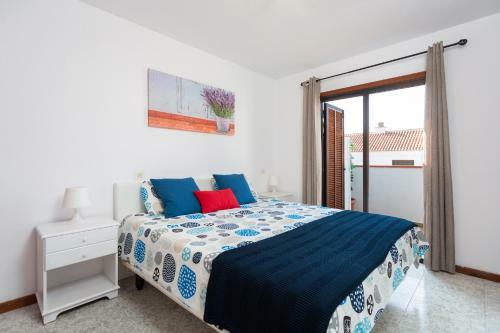 Apartamento "las Dos Terrazas": �tico En Complejo Residencial