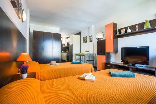 Apartamento 926 Fabulous View Of Lasamericas, Seafront Studio!