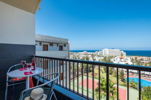 Apartamento 926 Fabulous View Of Lasamericas, Seafront Studio!