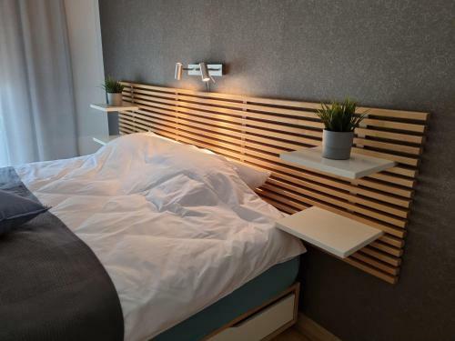 R63 Apartment With Terrace