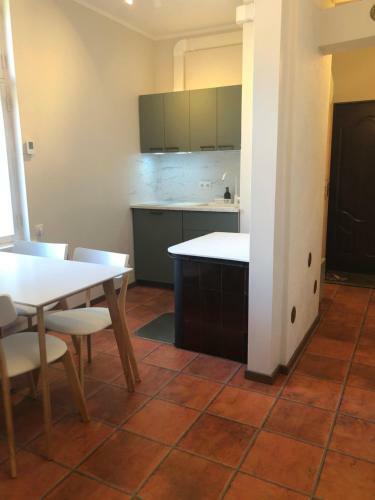 Aia Apartment