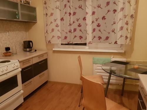 Cozy Flat Lasnamae Anni Apartment