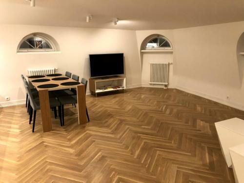 Great Apartament In A Heart Of Tallinn