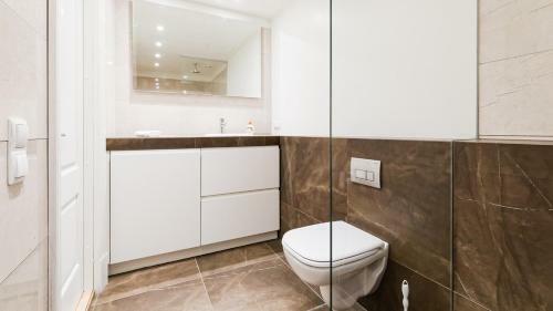 Great Apartament In A Heart Of Tallinn