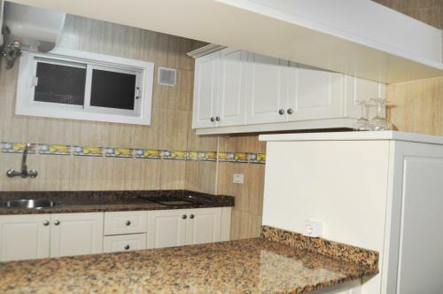 Las Camelias Apartments - B14