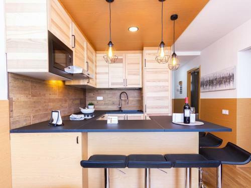 Slipper Friendly Apartment