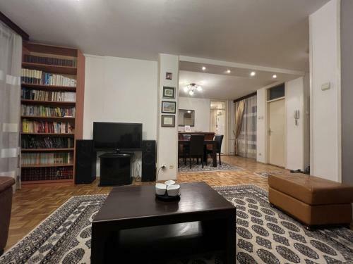 S&v Apartment