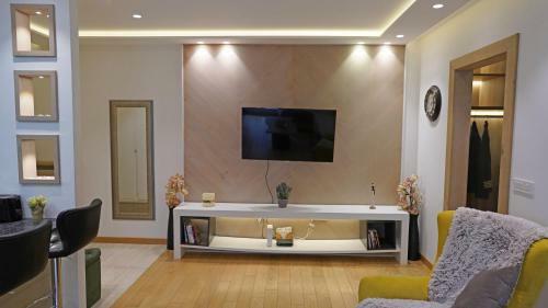 Captain's Apartment