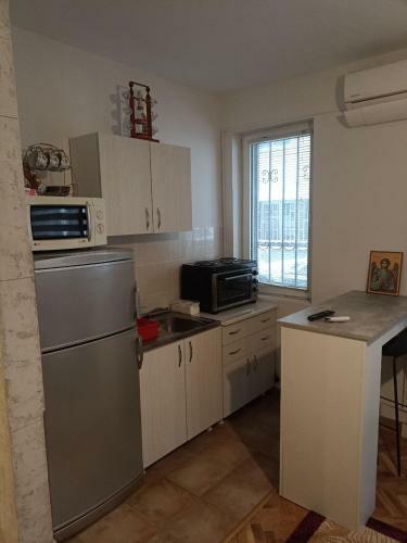 Pleasant And Sunny Apartment