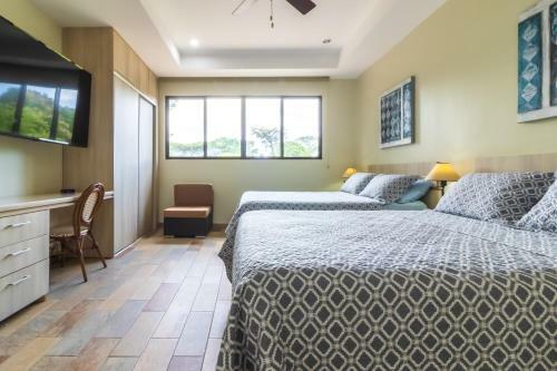 Hotel Rancho Haas