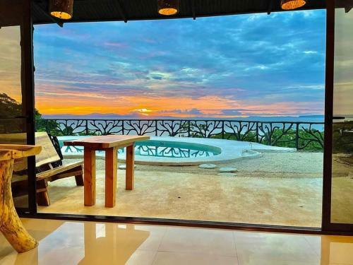 Hotel Akua Suites Ocean View