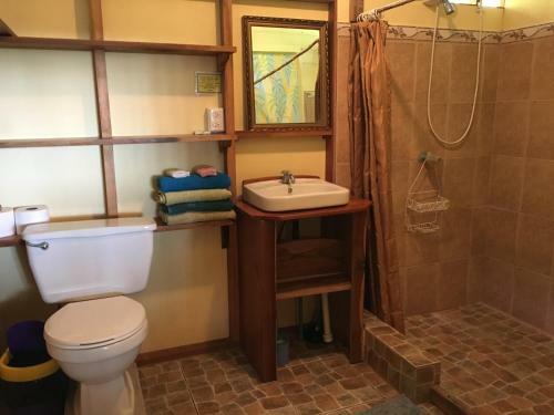 Hostal Cabinas Los Cocos, Cabinas Con Cocinas