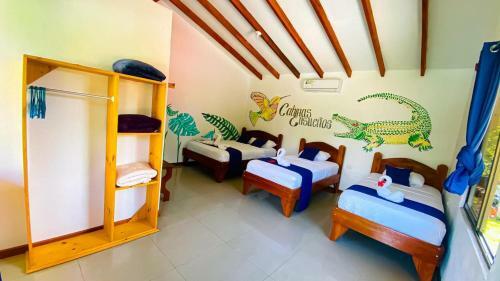 Hotel Cabinas Ensue�os