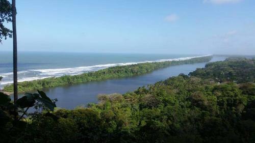 Hotel Cabinas Ensue�os