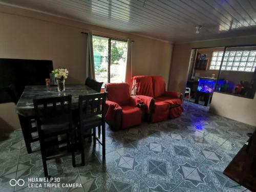 Hostal Caribbean View House