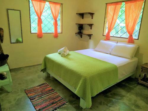 Four Monkeys Eco Lodge