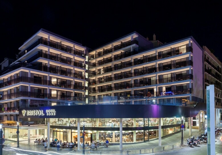 Hotel Bristol