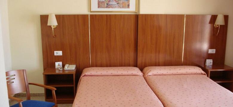 Hotel Fleming Playa Poniente By Punta 25