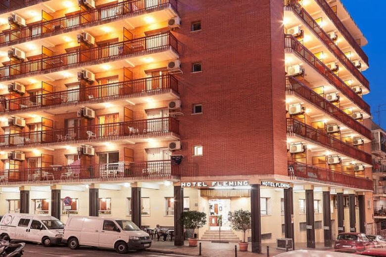Hotel Fleming Playa Poniente By Punta 25