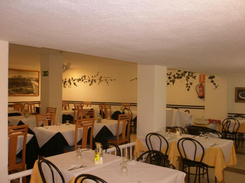 Hotel Mayna
