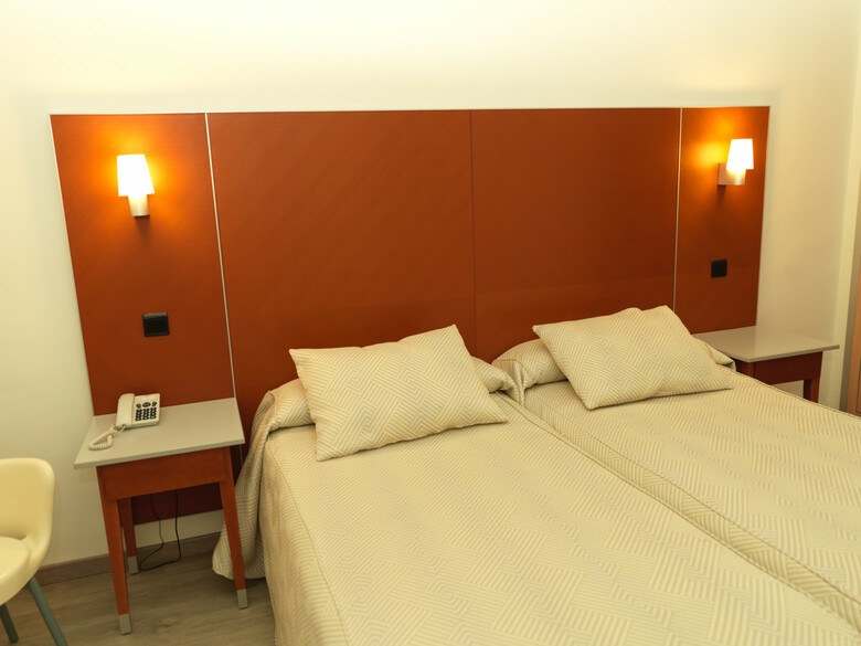 Hotel Oasis Plaza