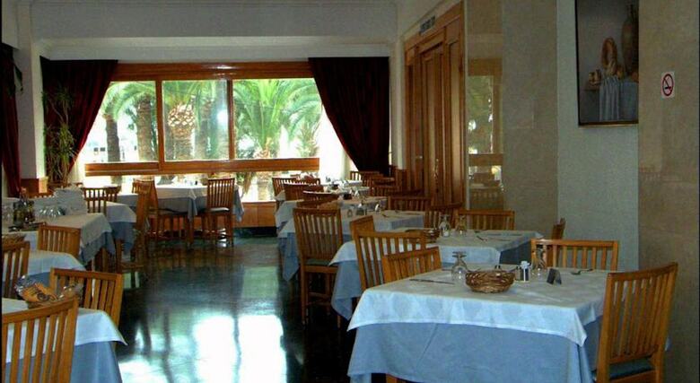 Hotel Tanit