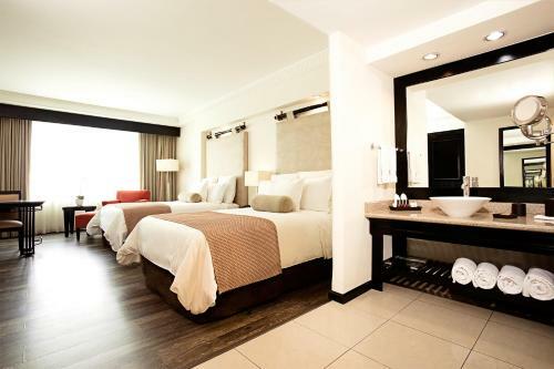 Grand Tikal Futura Hotel