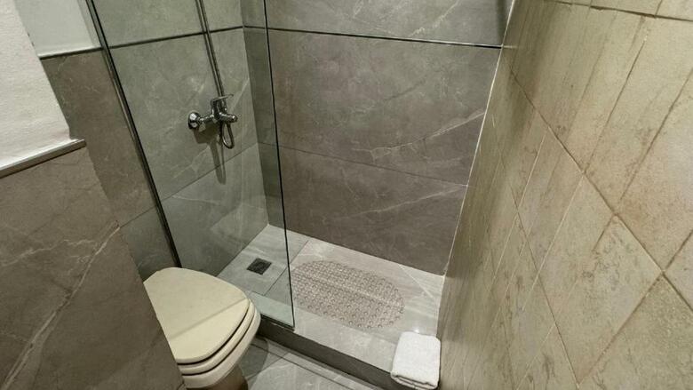Gardi Hotel & Suites