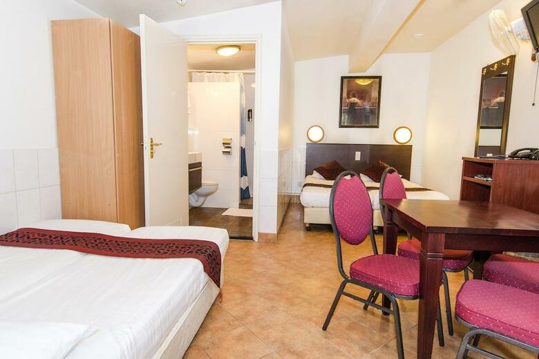Hotel Alexander