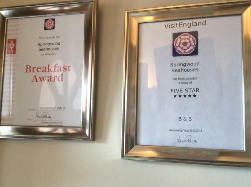 Bed & Breakfast Springwood