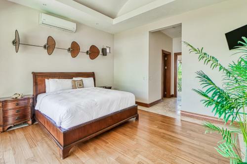 Casa Royal Palms