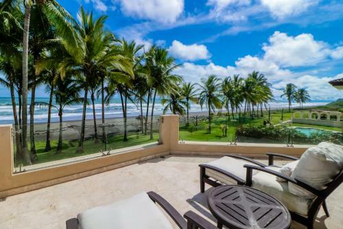 Casa Royal Palms