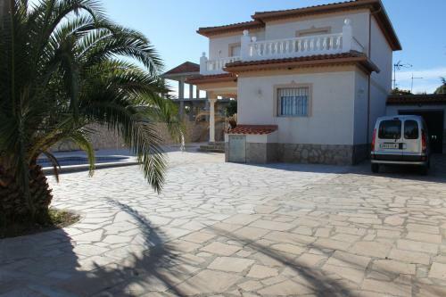 Villa Alfonso