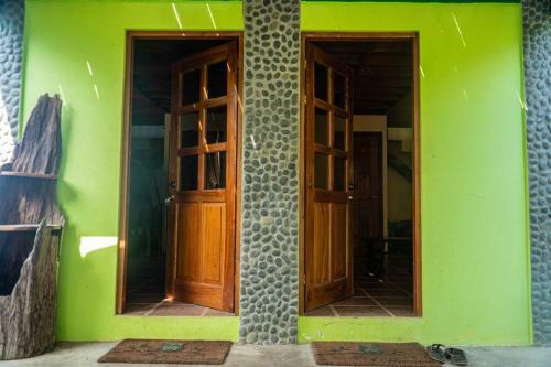 Villa Walk To The Beach, Chill By The Pool. Casa Sol!
