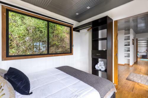 Sogno Container House! 4x4 Location!