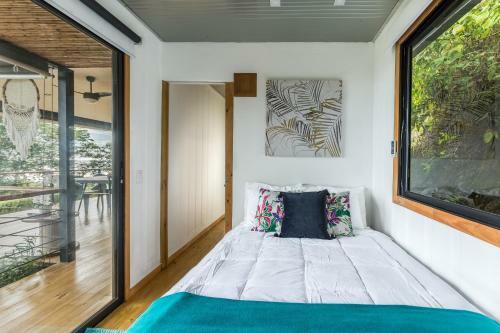 Sogno Container House! 4x4 Location!