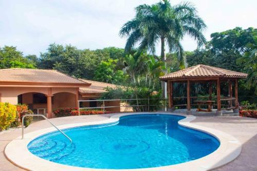 New! 600 Steps From Junquillal Beach - Casa Mariposa Unit 1