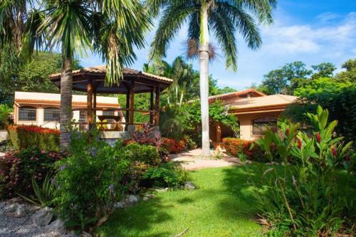 New! 600 Steps From Junquillal Beach - Casa Mariposa Unit 3