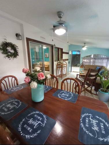 Casa Blue J