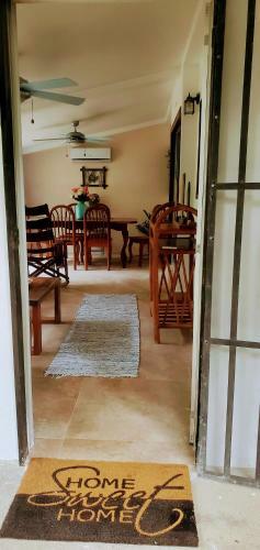 Casa Blue J