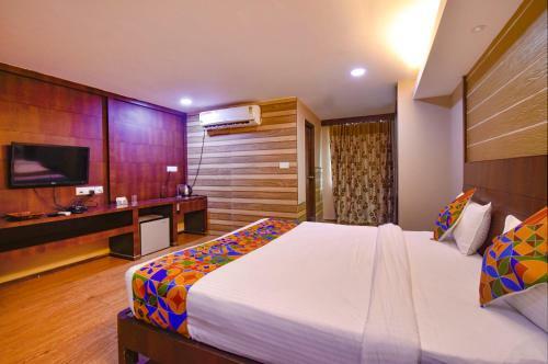 Hotel Fabexpress Ocean Residency