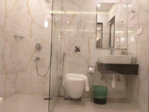 Hotel Starling Krishna Beach Resort