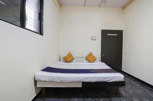 Spot On 67044 Hotel Kuber Guest House