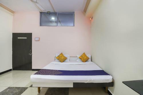 Spot On 67044 Hotel Kuber Guest House