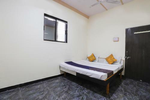 Spot On 67044 Hotel Kuber Guest House