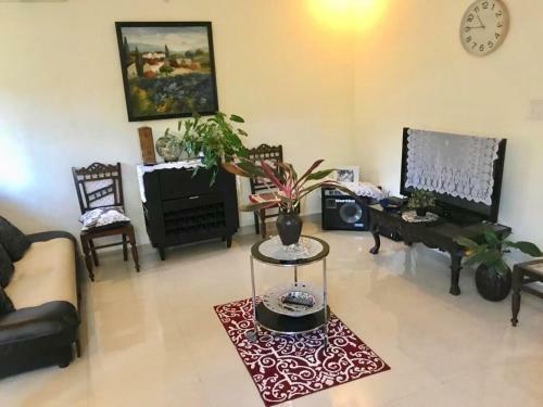 Villa Sun-kissed Holidays, Dabolim, Goa-emerald.