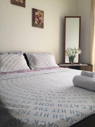 Villa Sun-kissed Holidays, Dabolim, Goa-emerald.